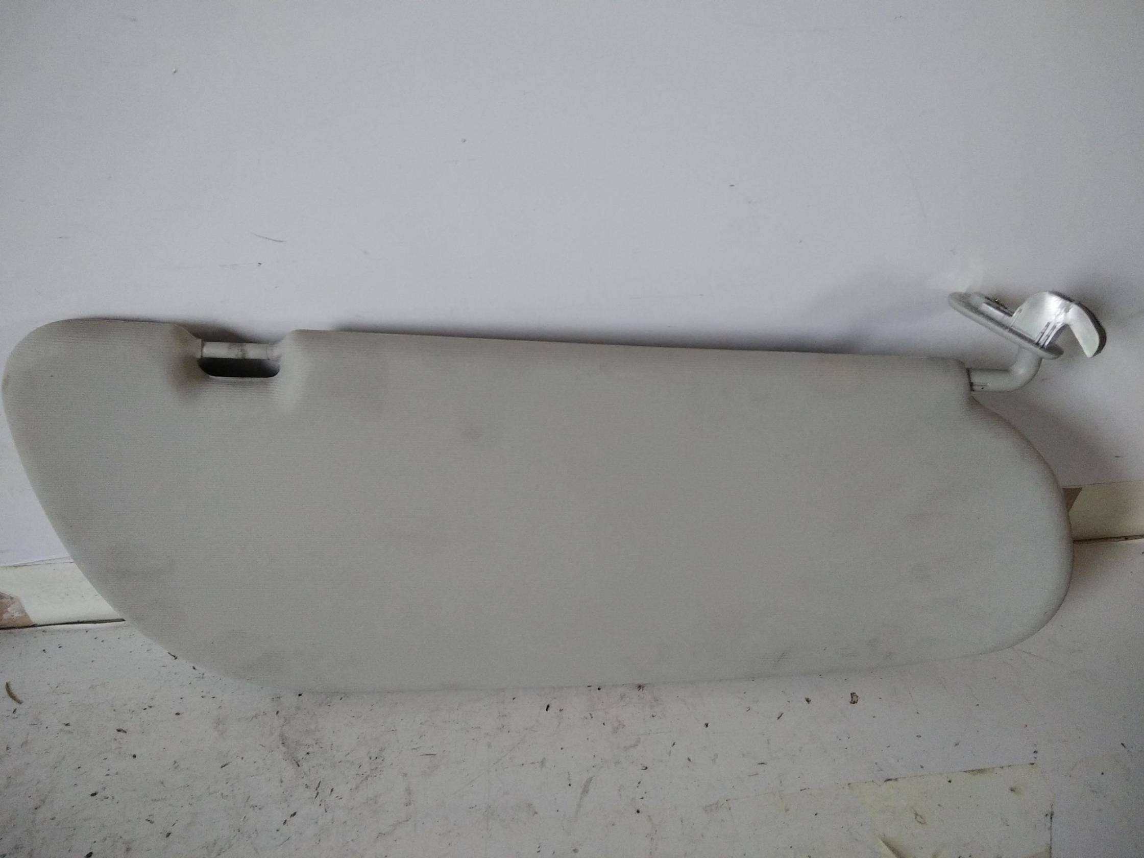 Aletta parasole parabrezza sx.